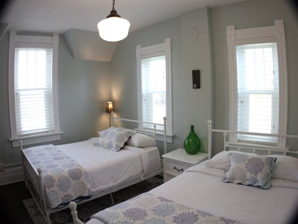 Brighton Home 1006843