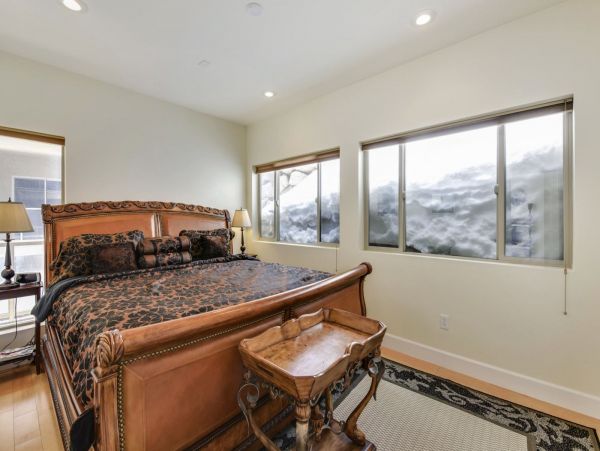 Brighton Home 1006844