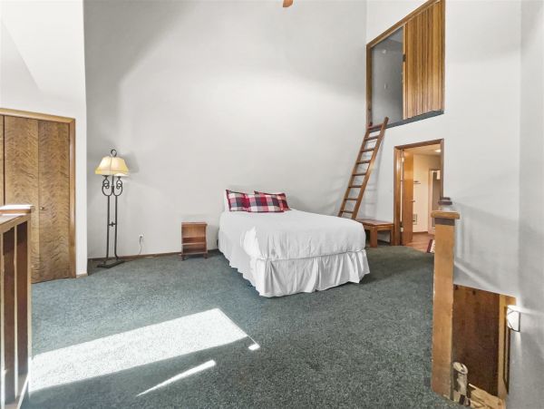 Brighton Home 1006846