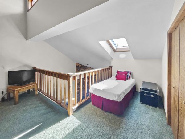 Brighton Home 1006846
