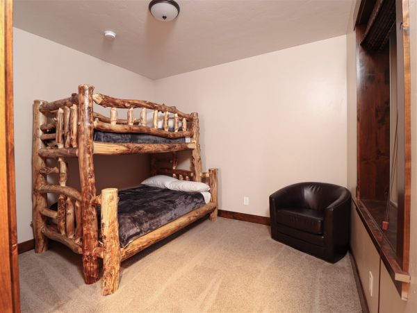 Brighton Home 1006855