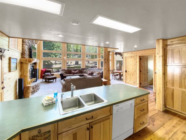 Brighton Home 1006858