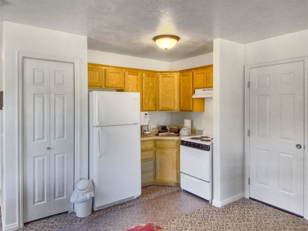 Brighton Home 1006862