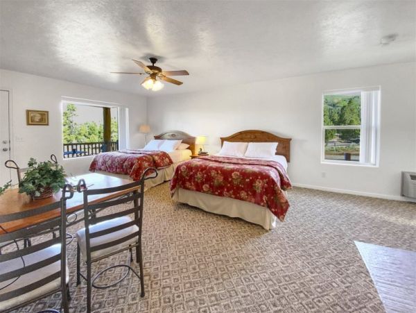 Brighton Home 1006862