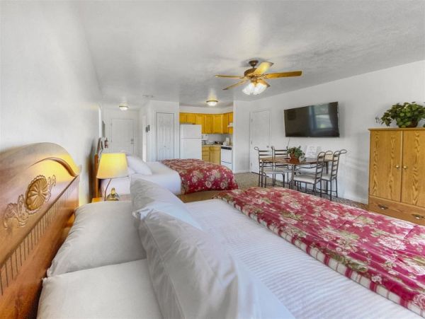 Brighton Home 1006862