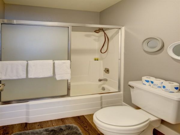 Brighton Home 1006871