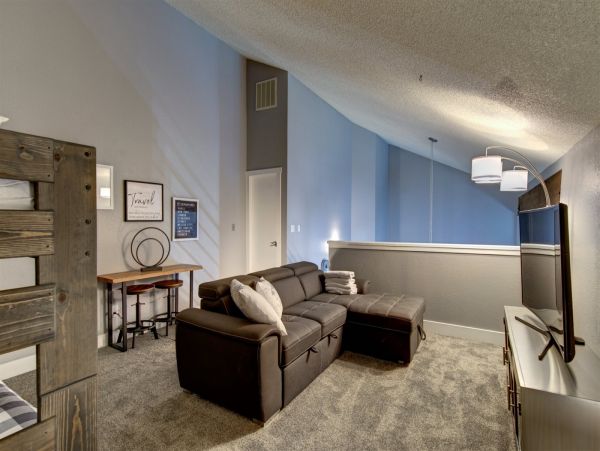 Brighton Home 1006871