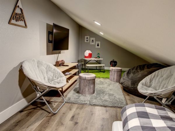 Brighton Home 1006871