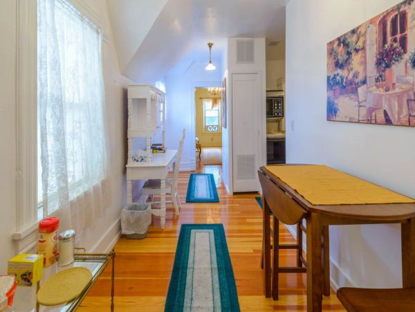 Brighton Home 1006875