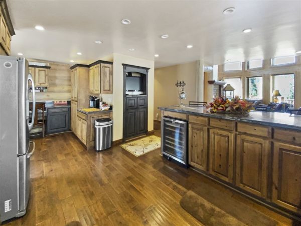 Brighton Home 1006876