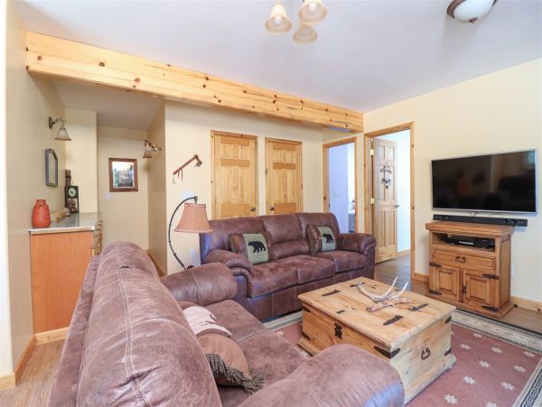 Brighton Home 1006877