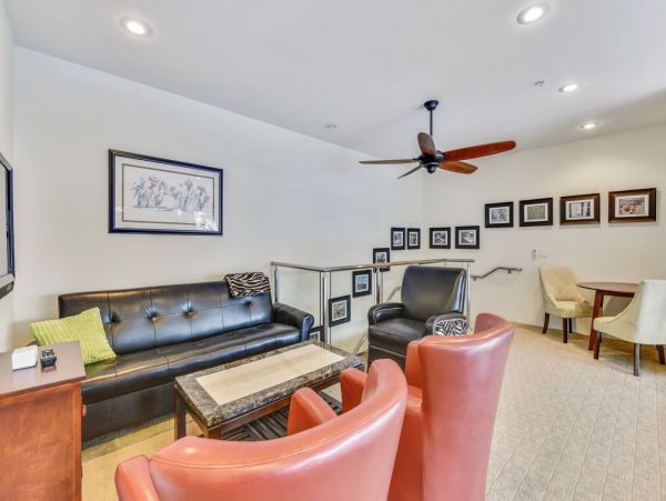 Brighton Home 1006878