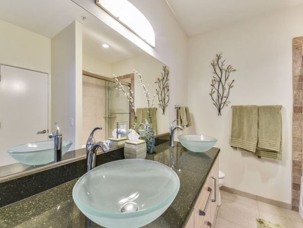 Brighton Home 1006878