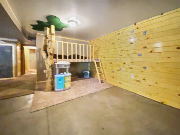Brighton Home 1006883