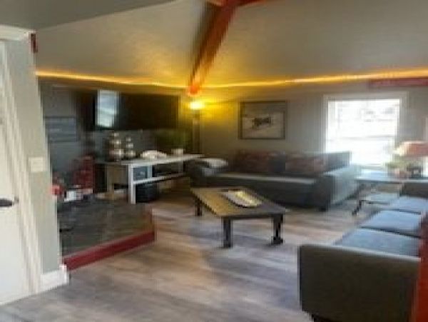 Brighton Home 1006889
