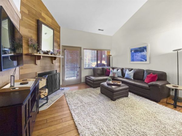 Brighton Home 1006892