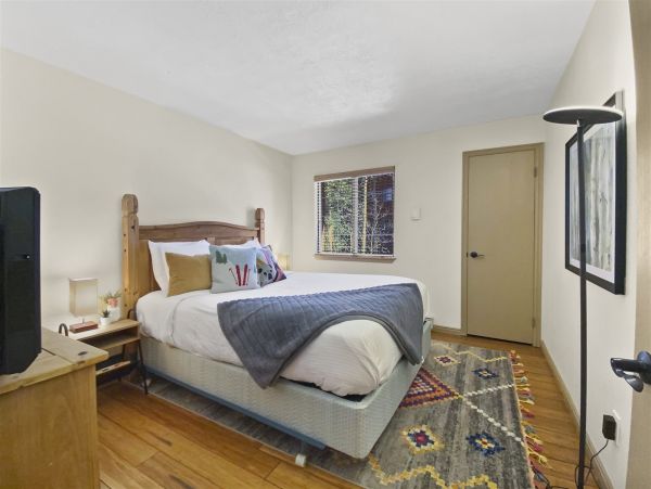 Brighton Home 1006892