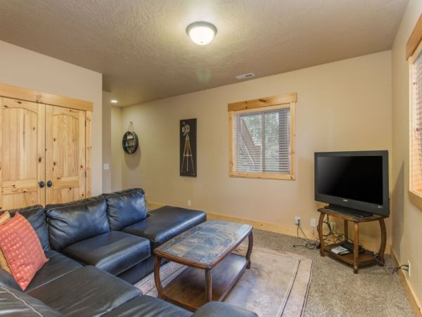 Brighton Home 1006894