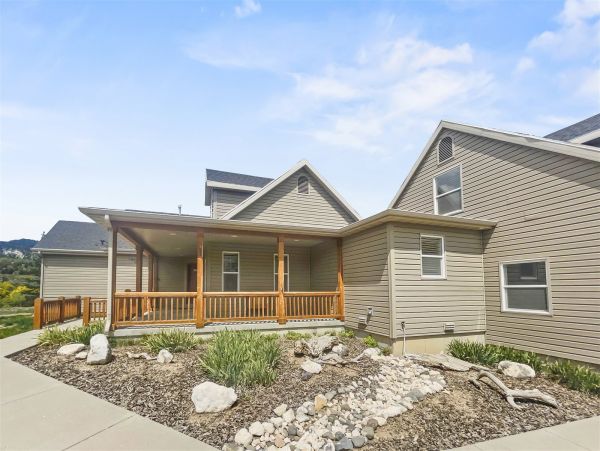 Brighton Home 1006898