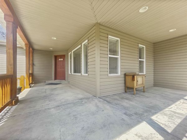 Brighton Home 1006898