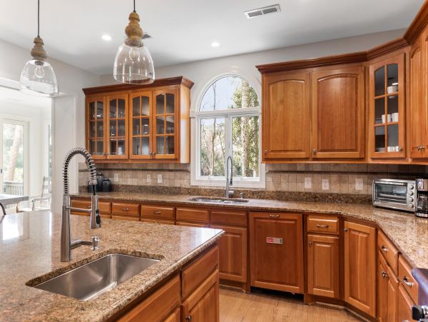 Perfect Carolina Getaway with 6 Bedrooms and Lagoon Views