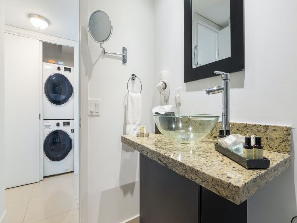 Miami Beach Home 1007023