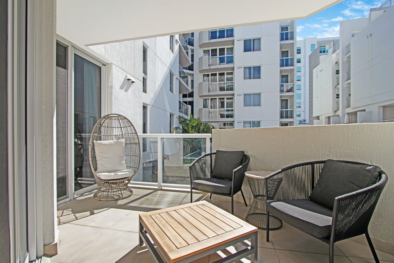 Miami Beach Home 1007024