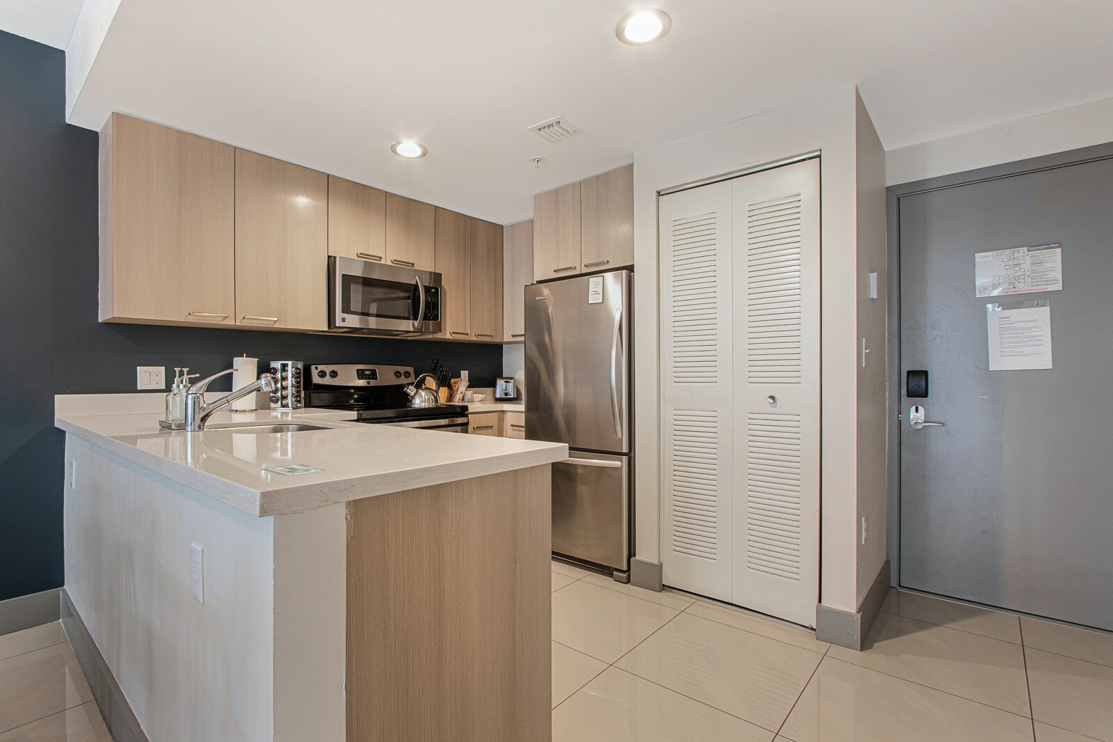 Miami Beach Home 1007024
