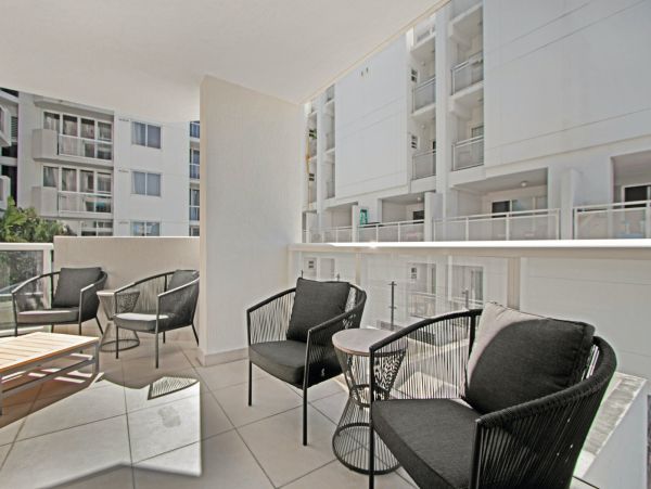 Miami Beach Home 1007024