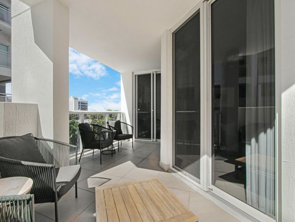 Miami Beach Home 1007024