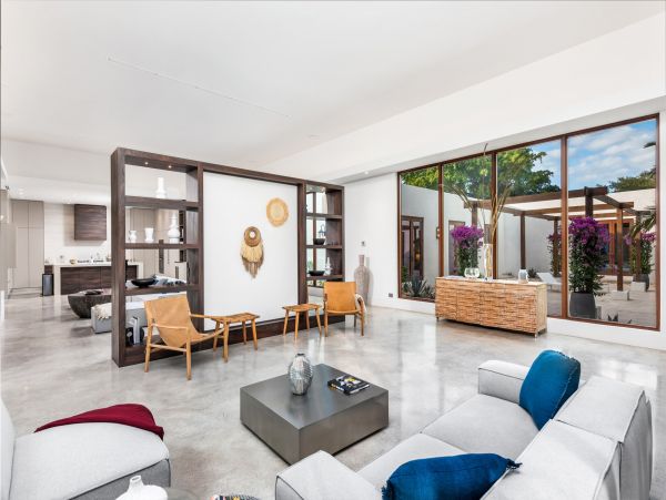 Miami Shores Modern Villa Rental - Luxury Miami Area Group Accommodation