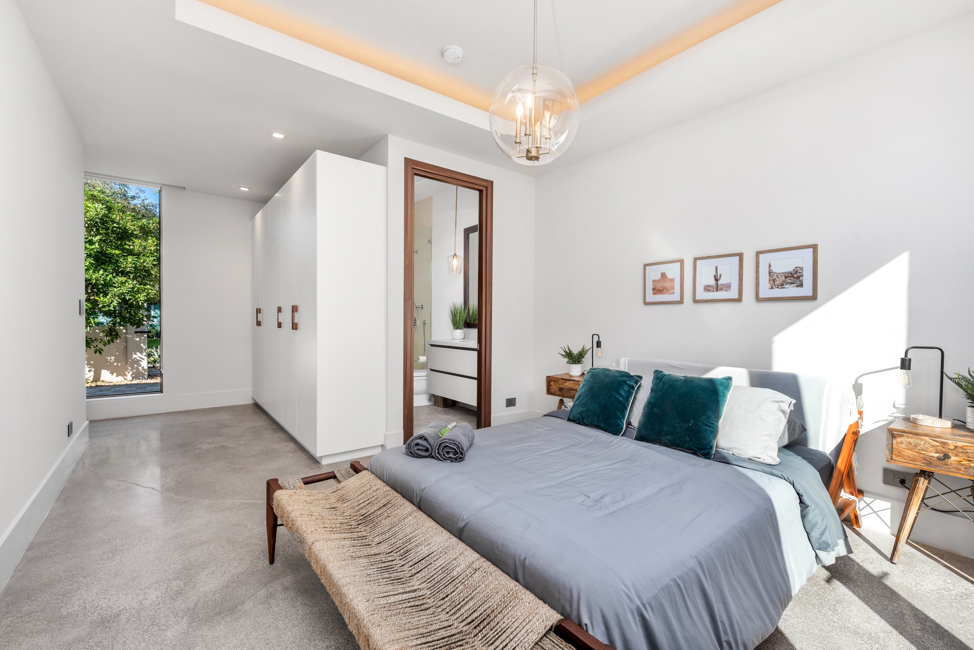 Miami Shores Modern Villa Rental - Luxury Miami Area Group Accommodation