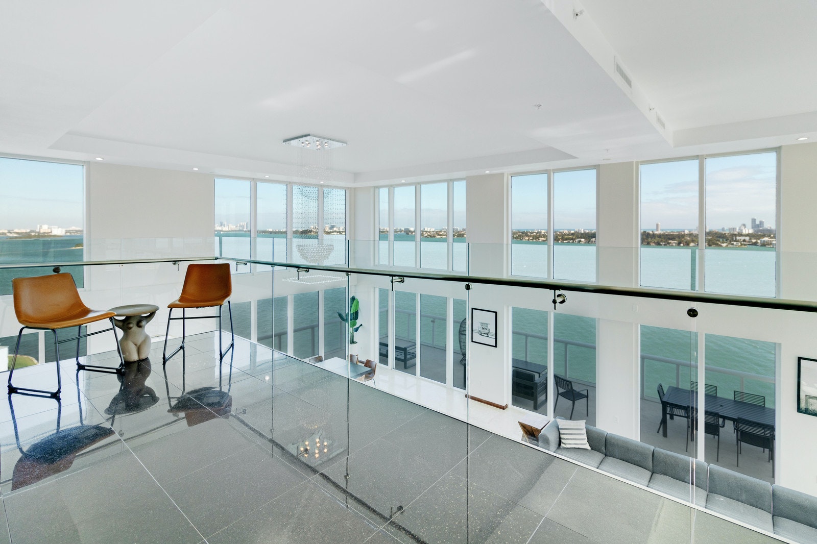 Luxury Six Bedroom Penthouse in North Bay with Pool & Village Amazing View