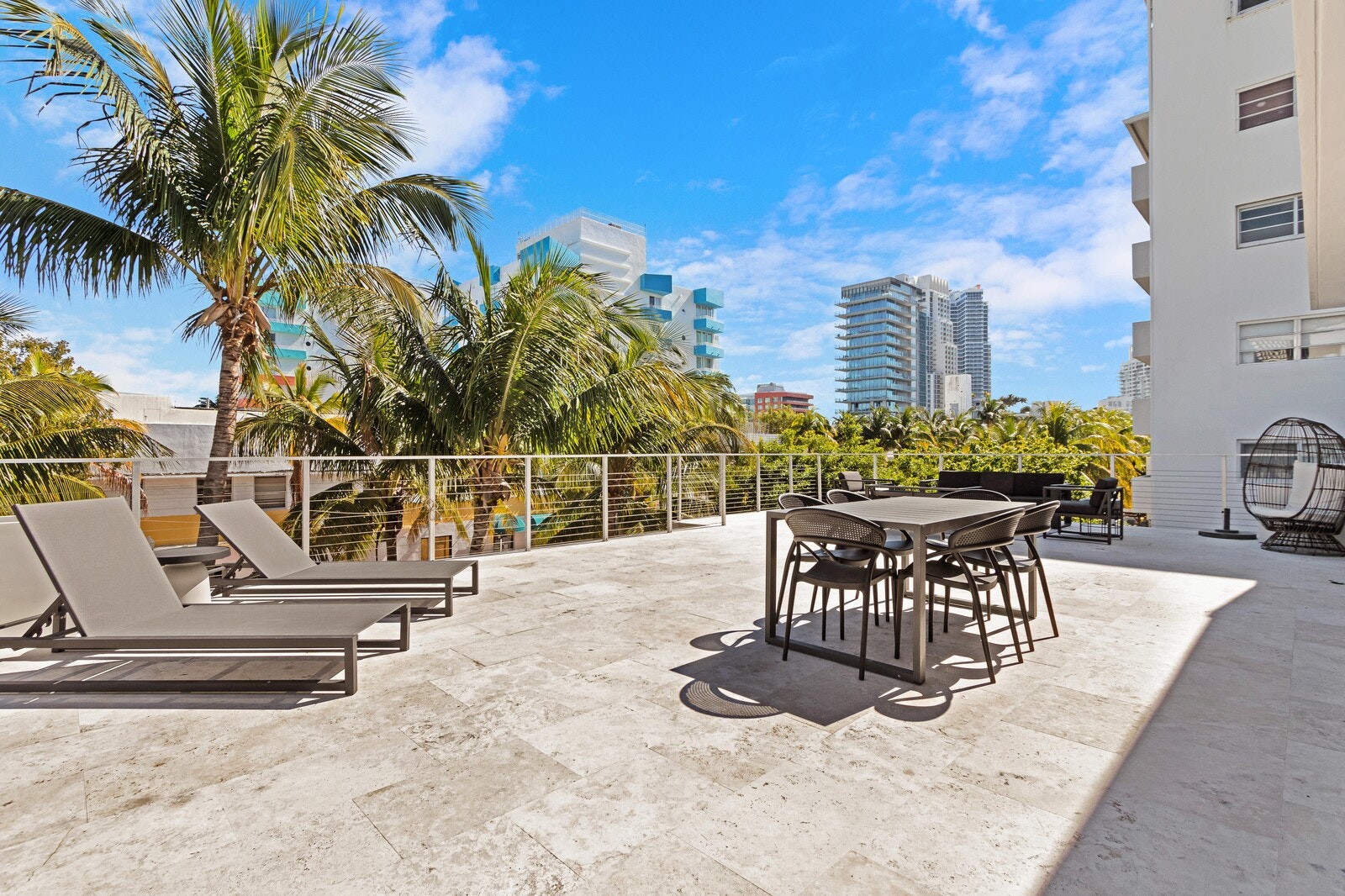 Miami Beach Home 1007030