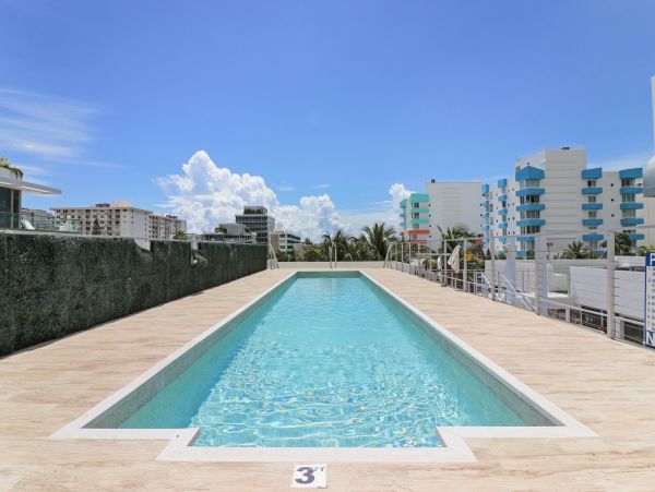 Miami Beach Home 1007030