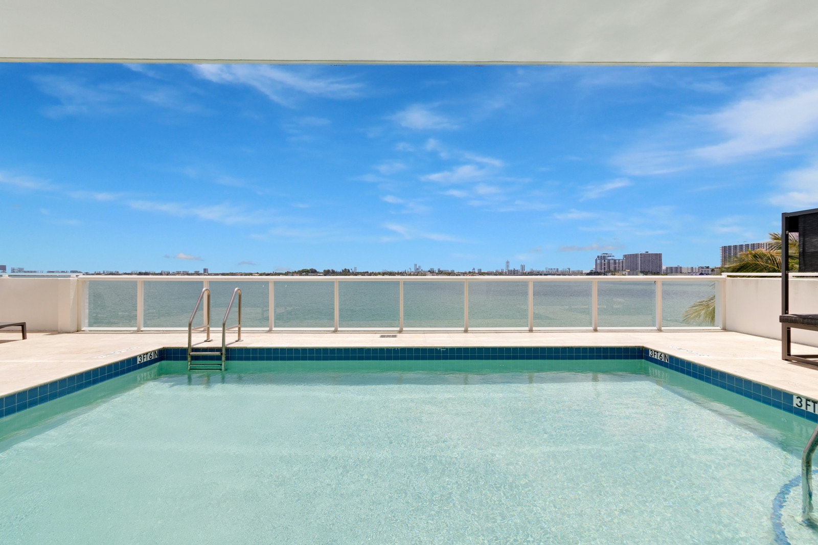 Miami Beach Home 1007035