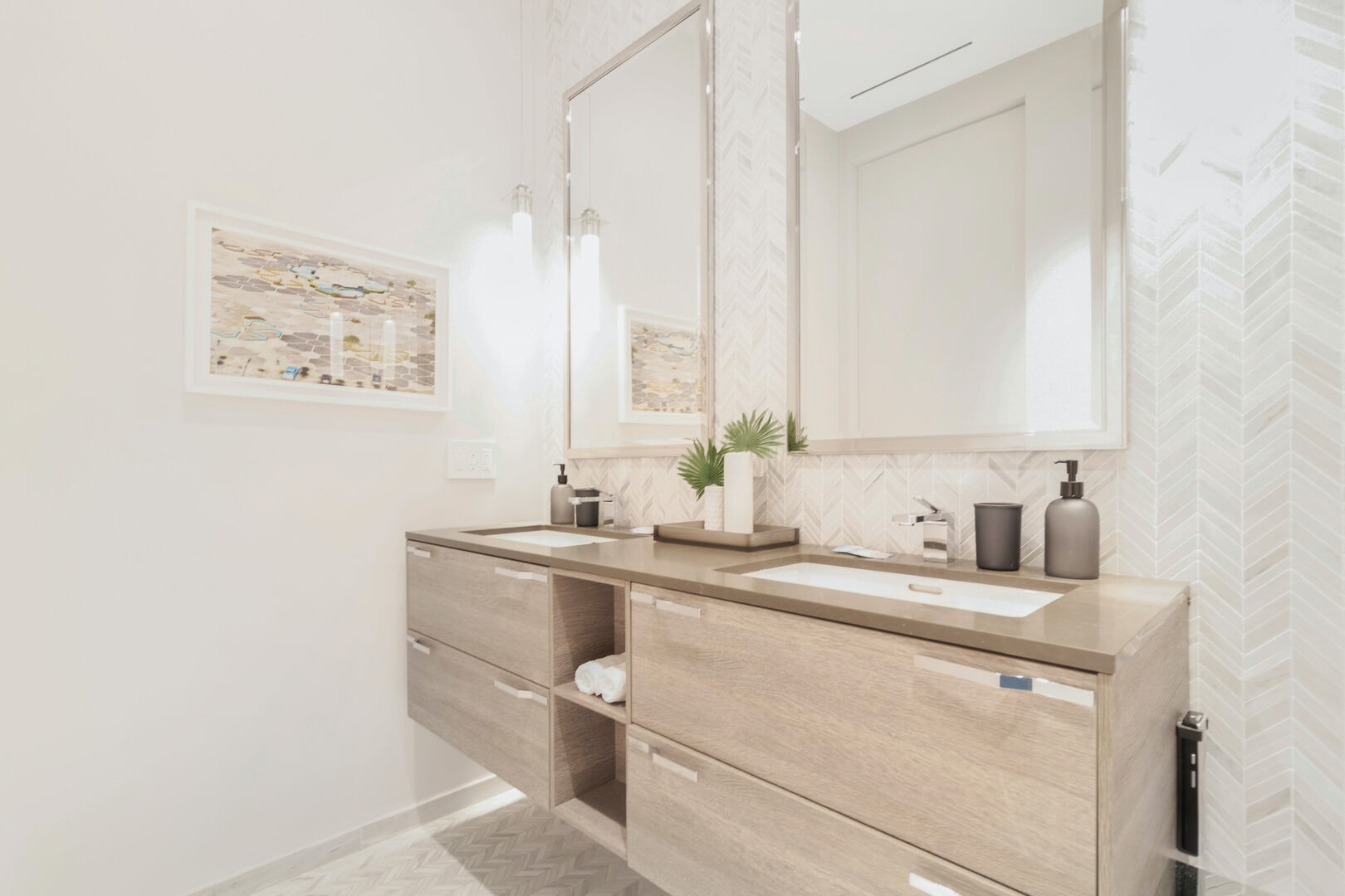 Miami Beach Home 1007036