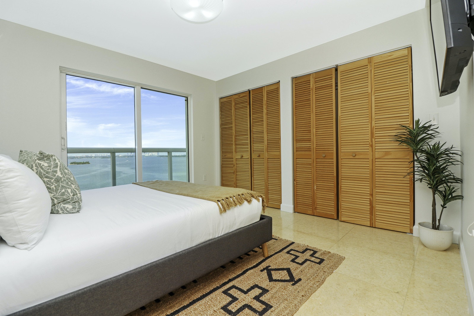 Miami Beach Home 1007037