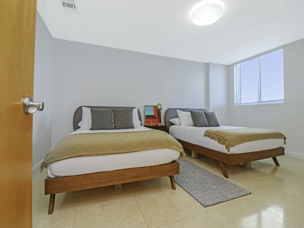 Miami Beach Home 1007037