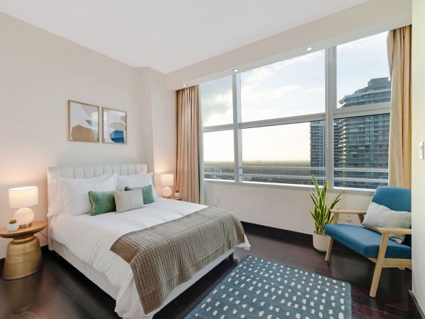 Luxury Condo Three Bedroom Miami Vacation Rental - Bay & City Views
