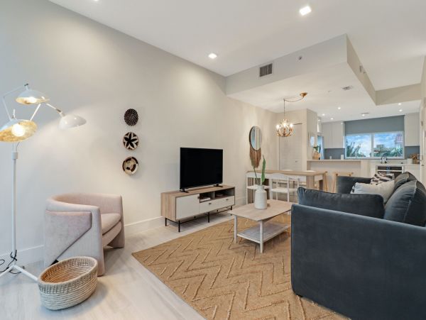 Miami Beach Home 1007046