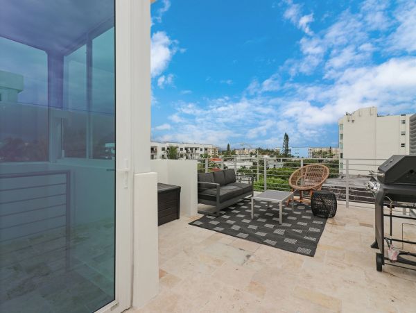 Miami Beach Home 1007046