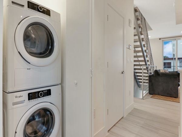Miami Beach Home 1007046