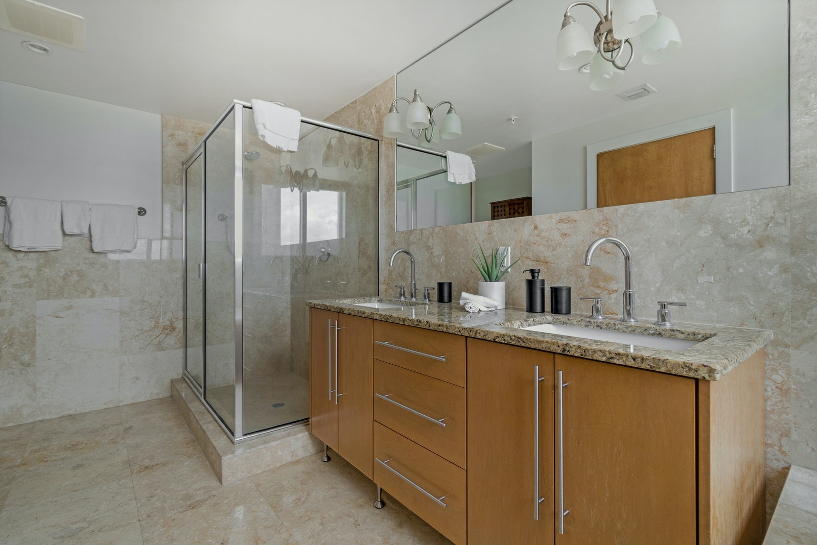 Miami Beach Home 1007048