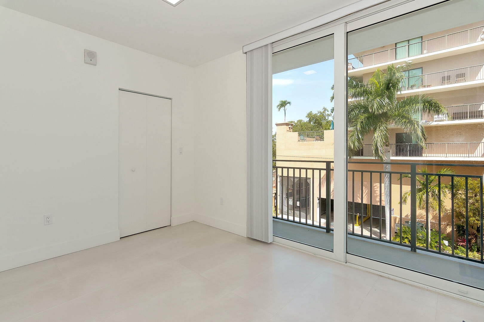 Miami Beach Home 1007050
