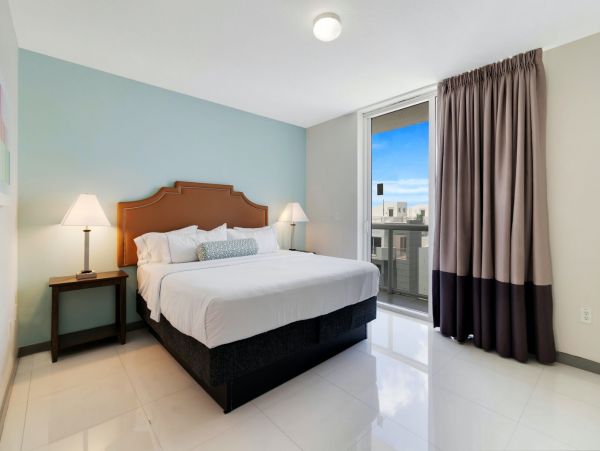 Miami Beach Home 1007053