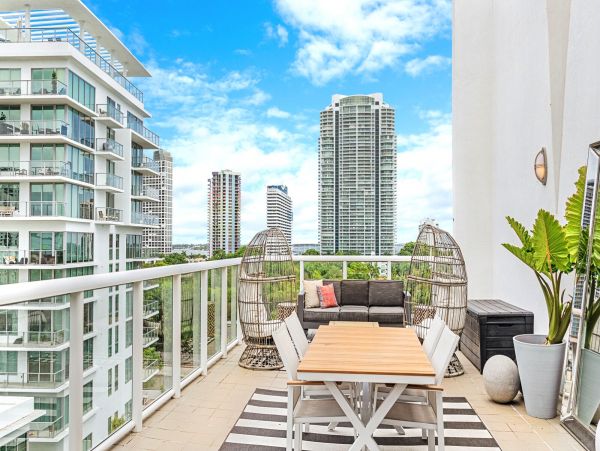 Miami Beach Home 1007053