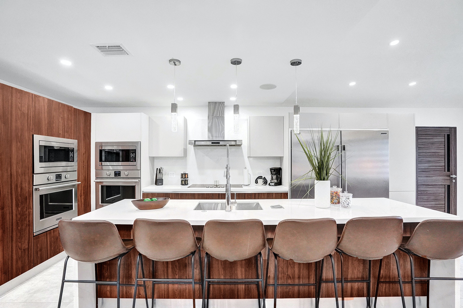Miami Beach Home 1007054