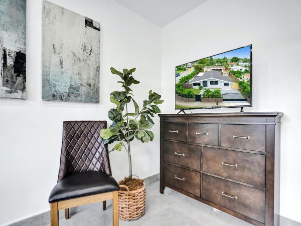 Miami Beach Home 1007054