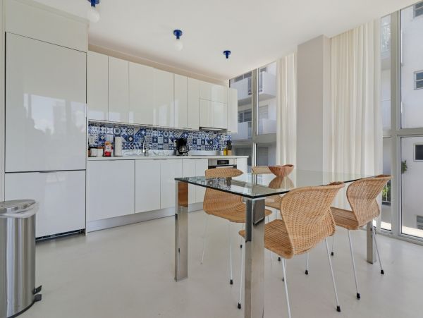 Miami Beach Home 1007056